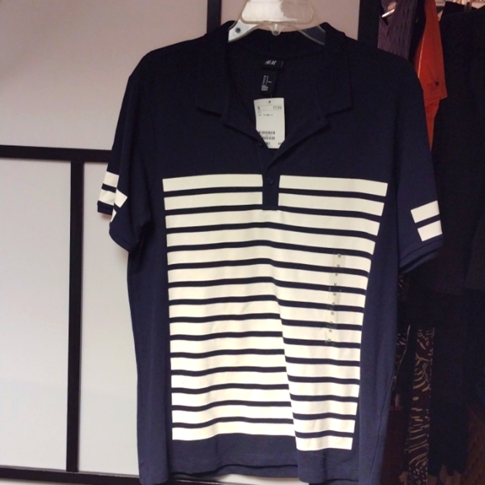 Blue and white men's polo shirt. H&M sz M